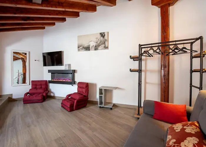 Apartament Miravilla 25 3 *